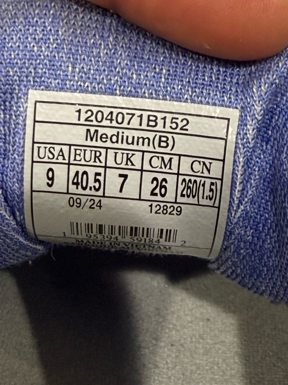 Brooks Women's Running Sneakers in White and Blue Gradient size 9 - Picture 7 of 7